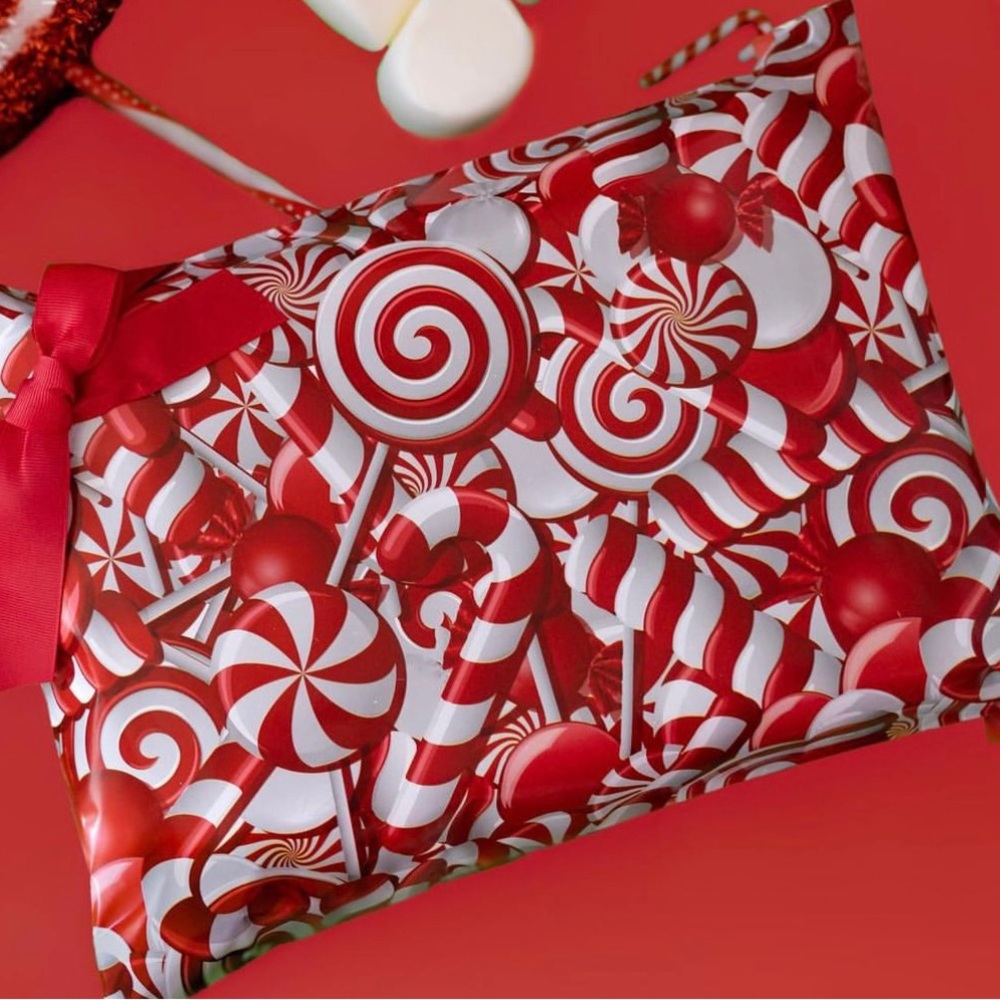 Candy Cane Poly Mailers 10x13 Pack of 25 - Picture 1 of 6